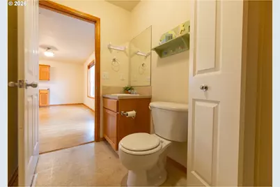 10538 SE Holgate Blvd, Portland, OR 97266 - Photo 7