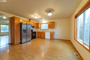 10538 SE Holgate Blvd, Portland, OR 97266 - Photo 5