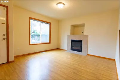 10538 SE Holgate Blvd, Portland, OR 97266 - Photo 3
