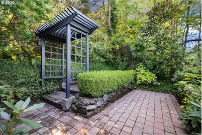 571 NW Alpine Ter, Portland, OR 97210 - Photo 31
