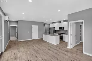 215 NW Sophie Ln, White Salmon, WA 98672 - Photo 9