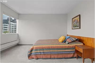 2323 SW Park Pl #706, Portland, OR 97205 - Photo 23