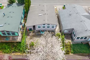 735 SW Sunset Way, Troutdale, OR 97060 - Photo 33