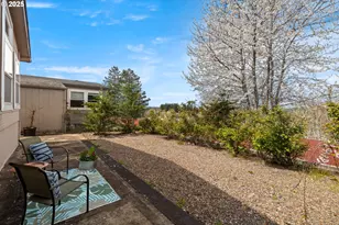 735 SW Sunset Way, Troutdale, OR 97060 - Photo 5