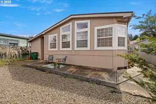 735 SW Sunset Way, Troutdale, OR 97060 - Photo 7