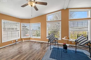 735 SW Sunset Way, Troutdale, OR 97060 - Photo 11