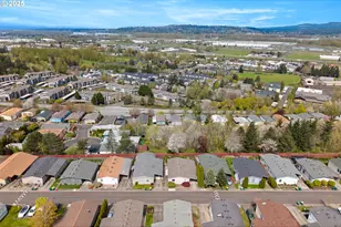 735 SW Sunset Way, Troutdale, OR 97060 - Photo 35