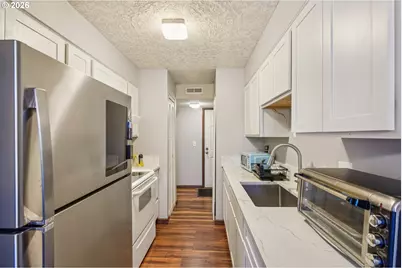 3383 NE 162nd Ave, Portland, OR 97230 - Photo 9