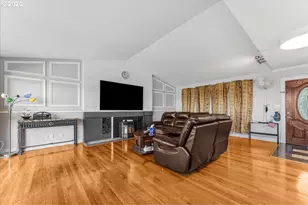 3416 NE 126th Ave, Portland, OR 97230 - Photo 5