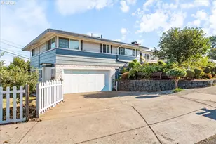 3416 NE 126th Ave, Portland, OR 97230 - Photo 3