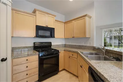 1184 SE Alika Ave, Hillsboro, OR 97123 - Photo 11