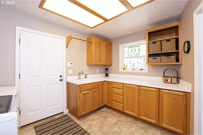 90150 Shore Ln, Eugene, OR 97402 - Photo 31