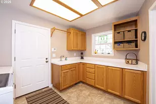 90150 Shore Ln, Eugene, OR 97402 - Photo 31