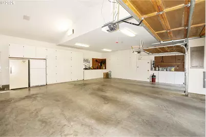 90150 Shore Ln, Eugene, OR 97402 - Photo 33