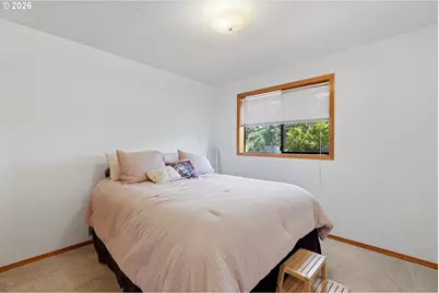 1050 NW Jackson St, Hillsboro, OR 97124 - Photo 13