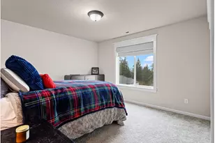 10884 SE Lenore St, Happy Valley, OR 97086 - Photo 29