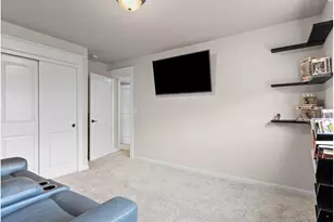 10884 SE Lenore St, Happy Valley, OR 97086 - Photo 31