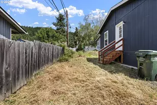 408 Whipple Ave, Drain, OR 97435 - Photo 29