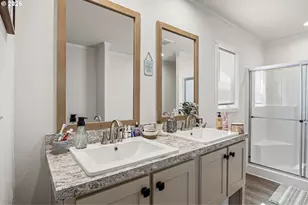 408 Whipple Ave, Drain, OR 97435 - Photo 15