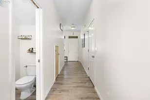 162 Fenton Ave, Molalla, OR 97038 - Photo 7