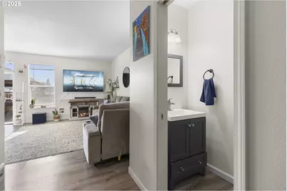 162 Fenton Ave #c, Molalla, OR 97038 - Photo 7