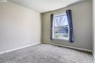 2141 Thomas Way, Hubbard, OR 97032 - Photo 13