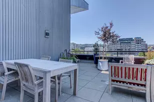 300 NW 8th Ave, Portland, OR 97209 - Photo 35