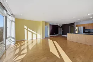 300 NW 8th Ave, Portland, OR 97209 - Photo 19