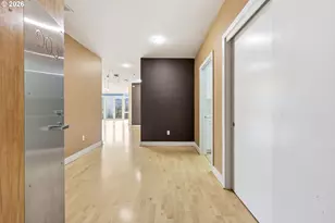 300 NW 8th Ave, Portland, OR 97209 - Photo 13