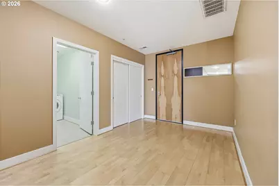 300 NW 8th Ave #903-5, Portland, OR 97209 - Photo 17