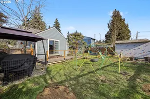 7808 SE Roots Rd, Milwaukie, OR 97267 - Photo 7