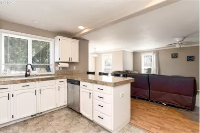 9714 NE 61st Ct, Vancouver, WA 98665 - Photo 5