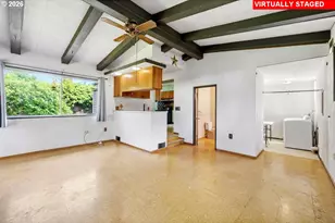 7131 NE Roselawn St, Portland, OR 97218 - Photo 9