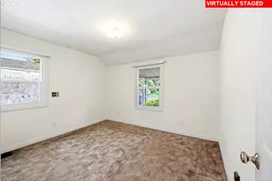 7131 NE Roselawn St, Portland, OR 97218 - Photo 11