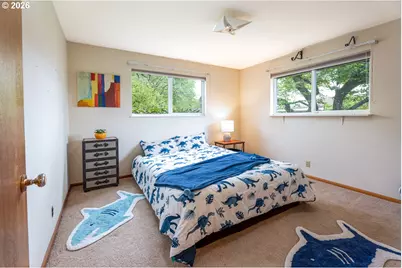 545 Hughes St, Eugene, OR 97402 - Photo 25