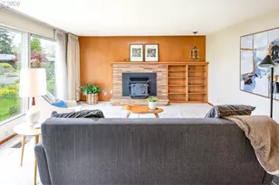 545 Hughes St, Eugene, OR 97402 - Photo 9