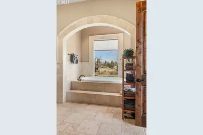 10219 NE Vineyard Way, Terrebonne, OR 97760 - Photo 41