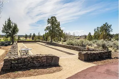 10219 NE Vineyard Way, Terrebonne, OR 97760 - Photo 11