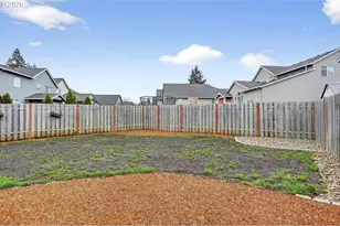 1057 NE Regan Hill Loop, Estacada, OR 97023 - Photo 43