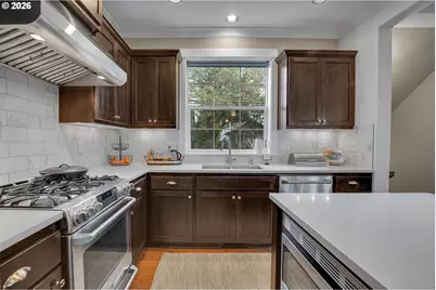 7325 N Fiske Ave, Portland, OR 97203 - Photo 11