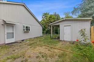 1302 SW Darci Dr, McMinnville, OR 97128 - Photo 29