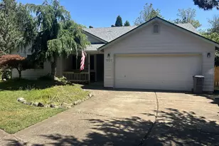 1302 SW Darci Dr, McMinnville, OR 97128 - Photo 1