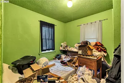 12107 SE Carlton St, Portland, OR 97266 - Photo 17