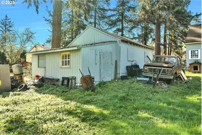 12107 SE Carlton St, Portland, OR 97266 - Photo 27