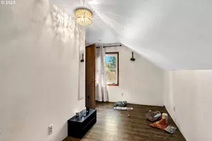 12107 SE Carlton St, Portland, OR 97266 - Photo 21