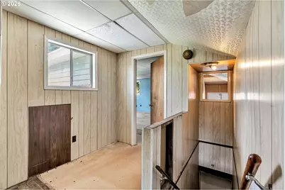 8906 N Willamette Blvd, Portland, OR 97203 - Photo 19