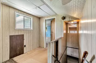 8906 N Willamette Blvd, Portland, OR 97203 - Photo 19