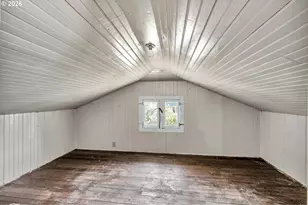 8906 N Willamette Blvd, Portland, OR 97203 - Photo 21