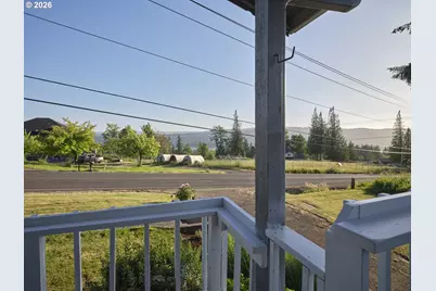 622 Mount Pleasant Rd, Kelso, WA 98626 - Photo 3