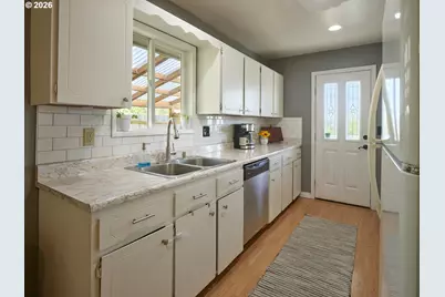 622 Mount Pleasant Rd, Kelso, WA 98626 - Photo 11